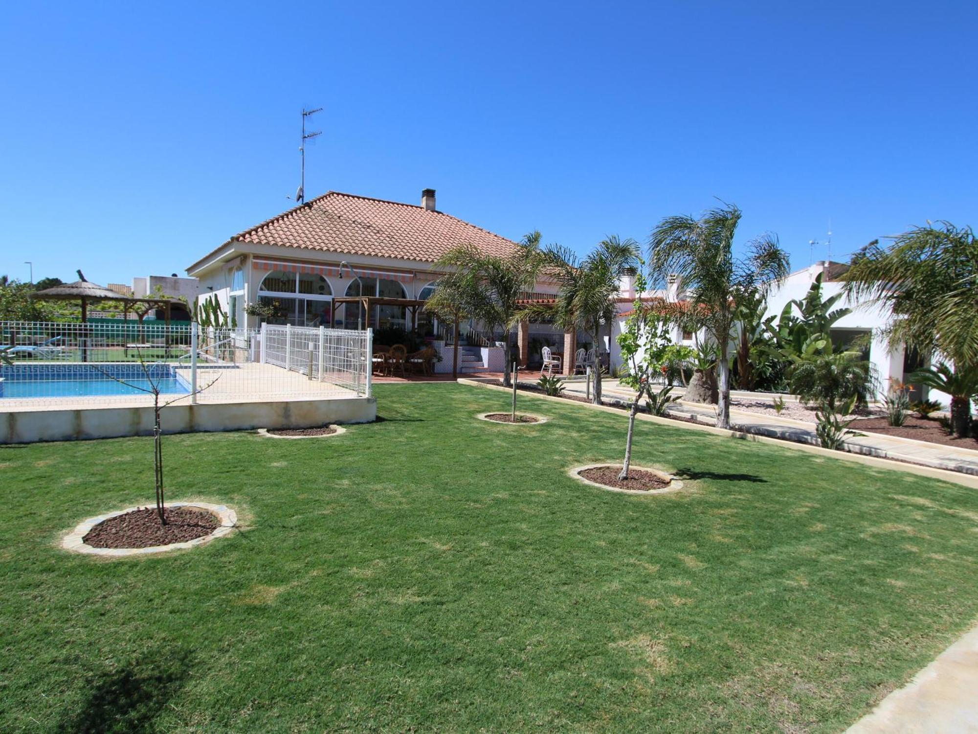 Casa Con Piscina Privada Cerca Del Mar, Mascotas Bienvenidas, Wifi Gratis, Playa Perros - Es-184-39 * Riumar